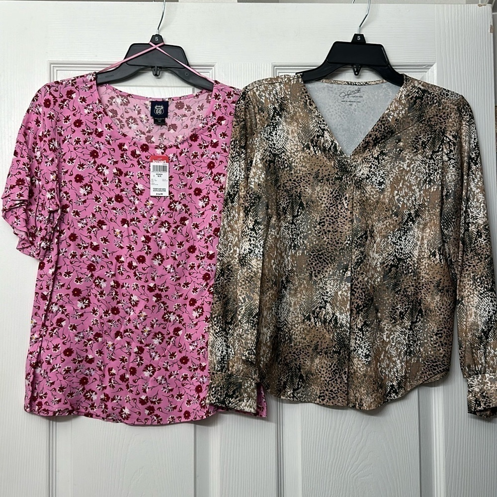 Women’s Small Blouses || Jaclyn Smith and Route 66
